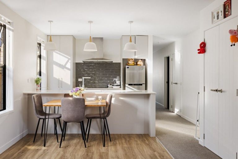 Photo of property in 10 Papaka Lane, Poike, Tauranga, 3112