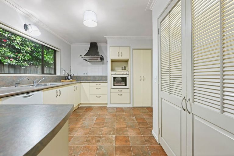Photo of property in 24 Burn-murdoch Street, St Andrews, Hamilton, 3200