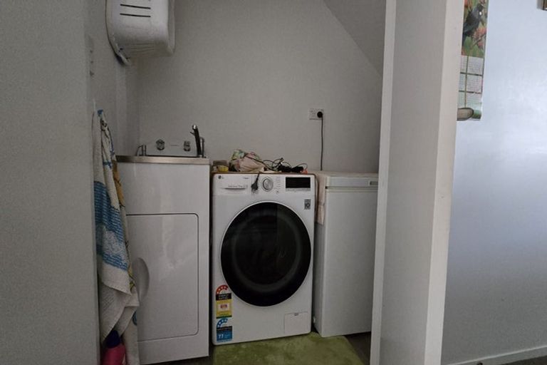 Photo of property in 2/32 Avalon Street, Richmond, Christchurch, 8013