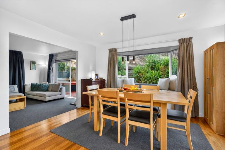 Photo of property in 86 Crestview Place, Browns Bay, Auckland, 0630