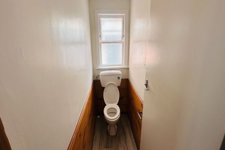 Photo of property in 35 Alexander Street, Awapuni, Palmerston North, 4412