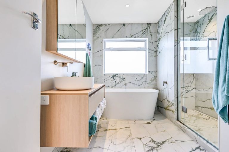 Photo of property in 18 Williamson Street, Cambridge, 3434