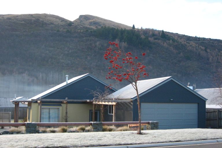 Photo of property in 99 Devon Street, Arrowtown, 9302