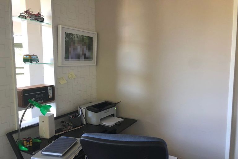 Photo of property in 134 Wadestown Road, Wadestown, Wellington, 6012