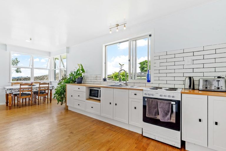 Photo of property in 84 Devich Road, Mangawhai, Wellsford, 0975