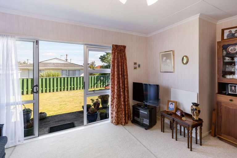 Photo of property in 60e Winchester Street, Levin, 5510