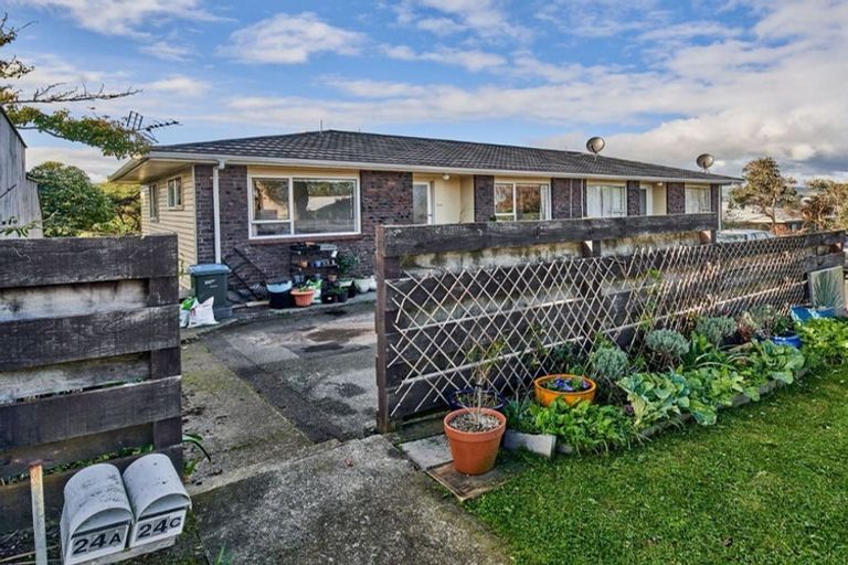 Photo of property in 24c The Track, Plimmerton, Porirua, 5026