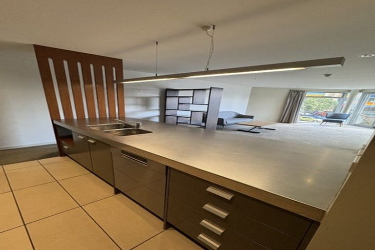 Photo of property in Piermont Apartments, 1a/82 Cable Street, Te Aro, Wellington, 6011
