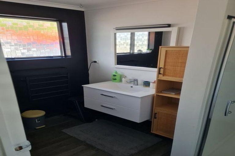 Photo of property in 94b Brois Street, Frankleigh Park, New Plymouth, 4310