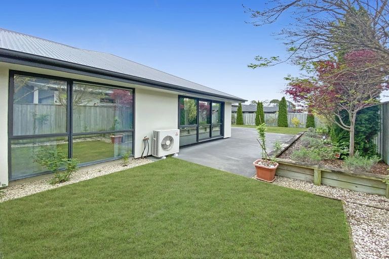 Photo of property in 53 Aroha Street, Pegasus, 7612