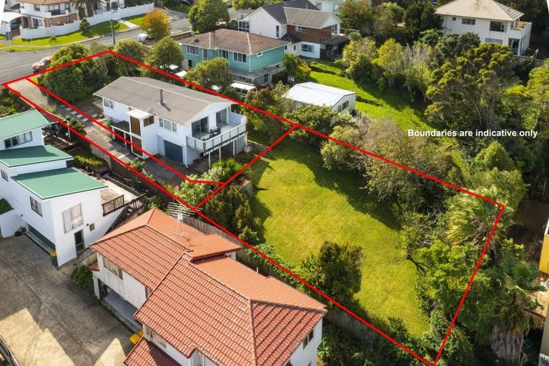 Photo of property in 1/28 Spencer Road, Pinehill, Auckland, 0632