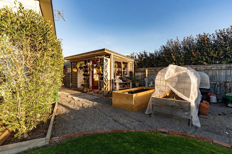 Photo of property in 7 Takahe Drive, Carterton, 5713