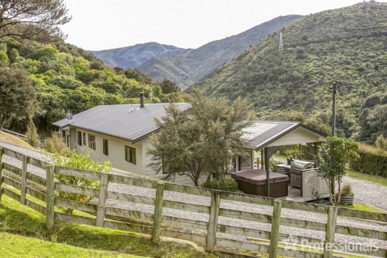 Photo of property in 91 Boar Bush Gully Road, Featherston, 5710