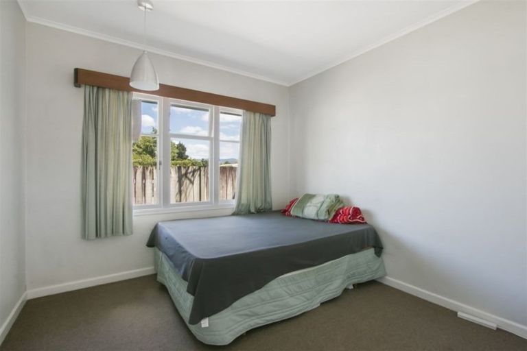 Photo of property in 24 Clive Road, Katikati, 3129