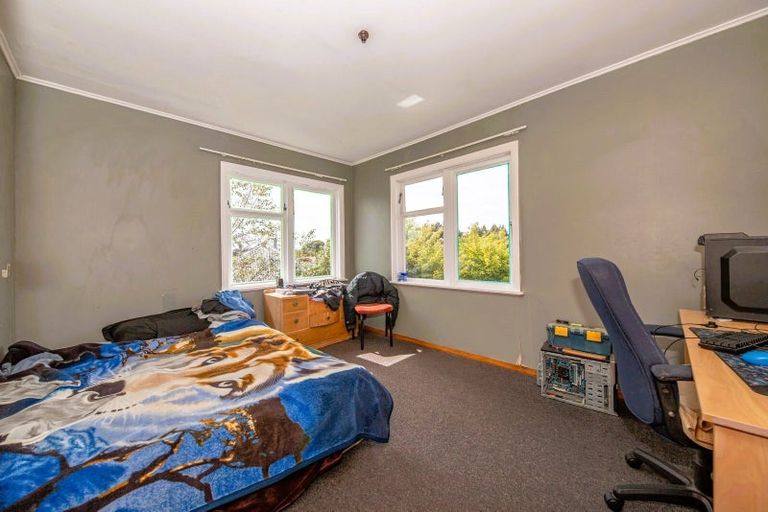 Photo of property in 25 Colvin Street, Westport, 7825