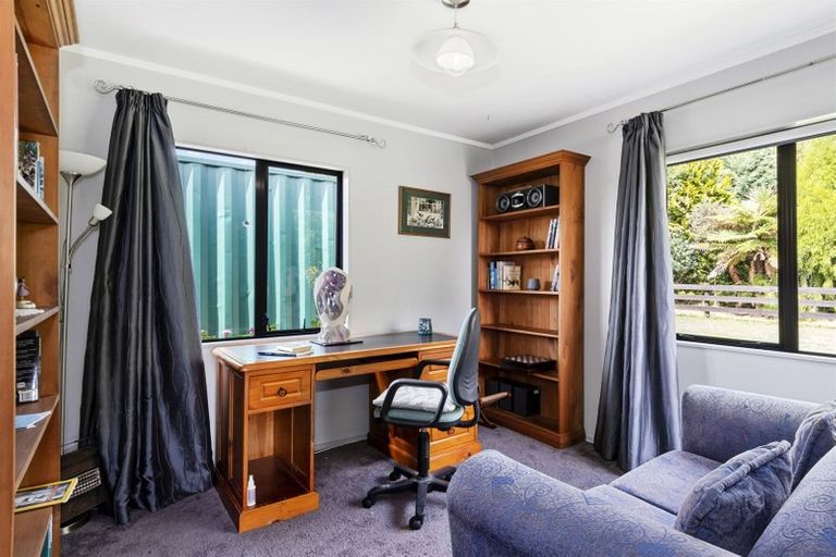 Photo of property in 2 Seales Road, Oropi, Tauranga, 3173