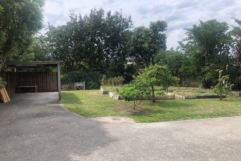 Photo of property in 14 Tui Road, Raumati Beach, Paraparaumu, 5032