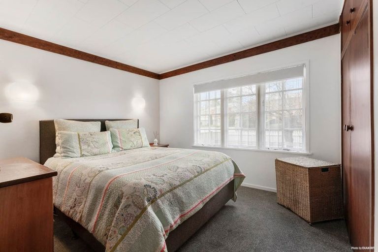 Photo of property in 21 Snell Avenue, Papakura, 2110