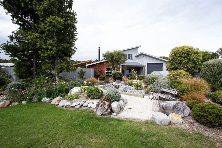 Photo of property in 14 Butlers Road, Ruatapu, Hokitika, 7883