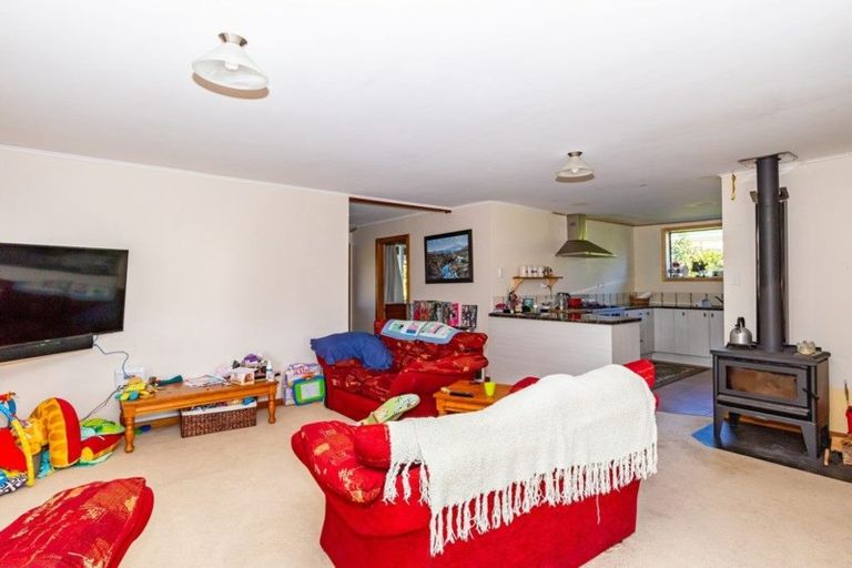 Photo of property in 9 Maddren Street, Winchester, 7985