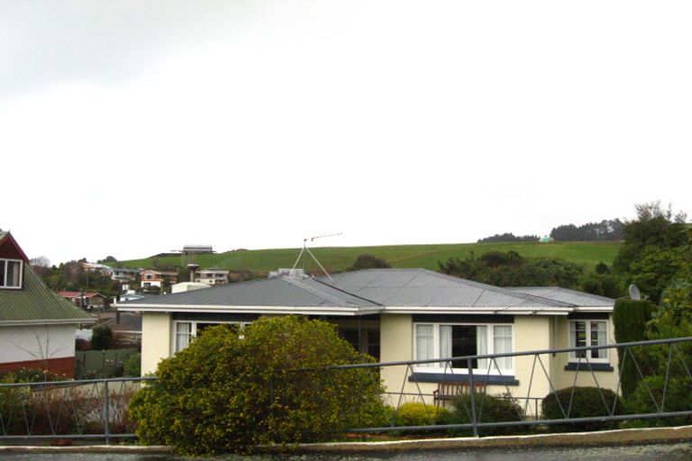 Photo of property in 23 Fairview Terrace, Sawyers Bay, Port Chalmers, 9023
