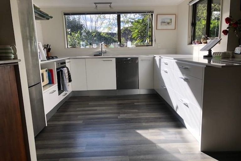 Photo of property in 10/177 Onewa Road, Birkenhead, Auckland, 0626