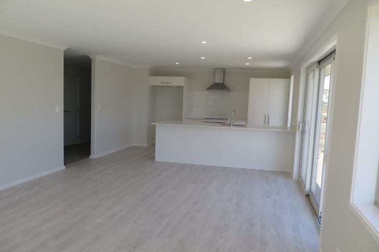 Photo of property in 6 Nottingham Road, Omokoroa, 3114