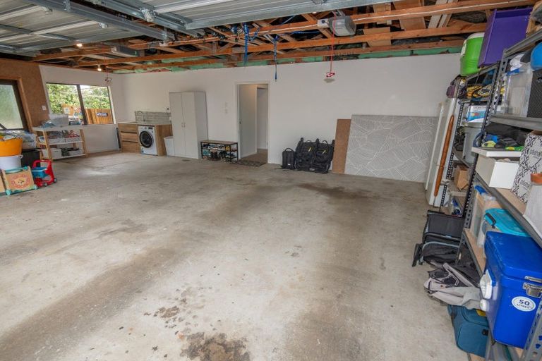 Photo of property in 69 Stratford Drive, Cable Bay, 0420