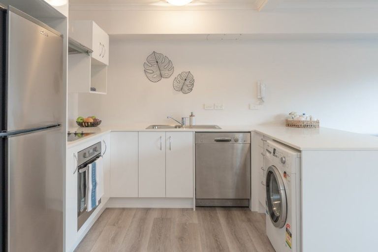 Photo of property in 83h Hill Street, Thorndon, Wellington, 6011