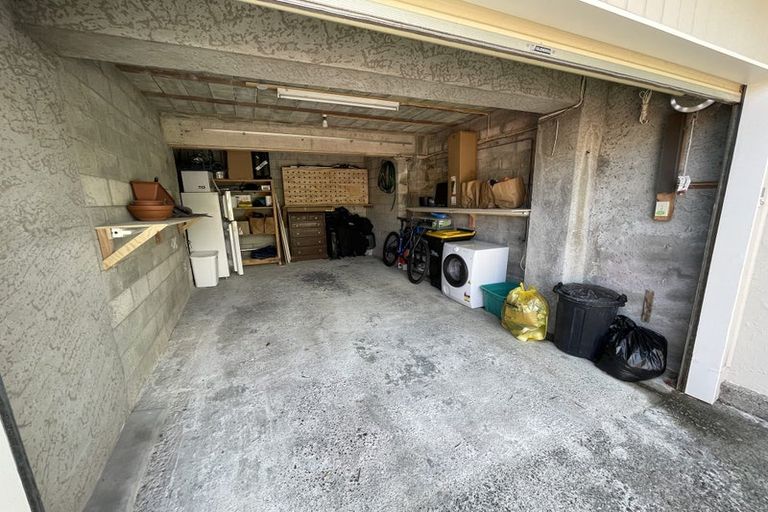 Photo of property in 125a Elizabeth Street, Mount Victoria, Wellington, 6011