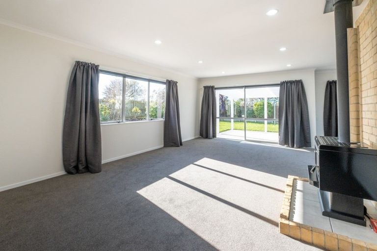 Photo of property in 55 Grey Street, Normanby, Hawera, 4614