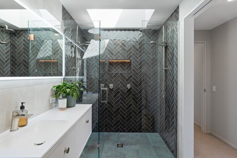 Photo of property in 13 Barnfields Close, Halswell, Christchurch, 8025