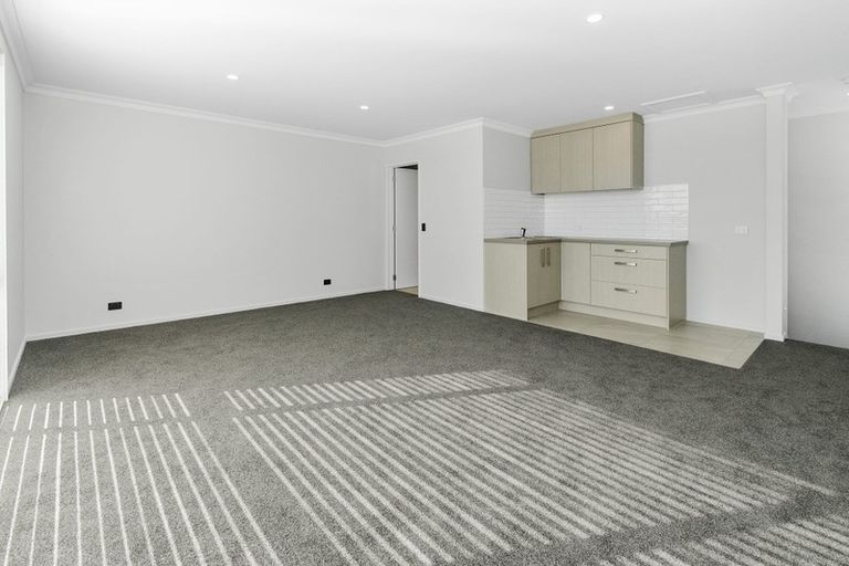 Photo of property in 48 Treestump Road, Takanini, 2112