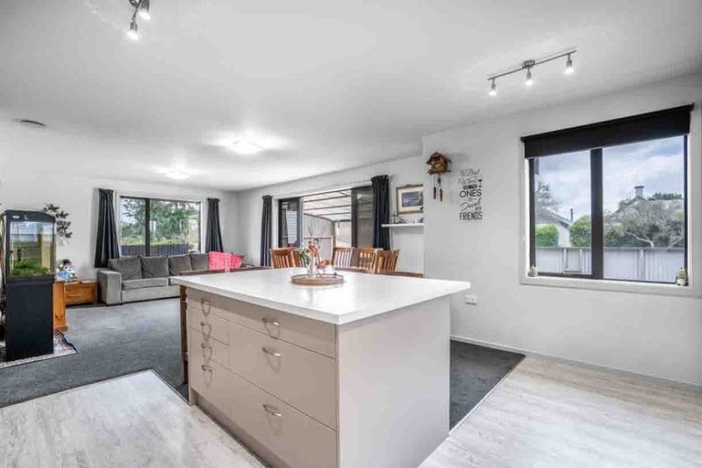 Photo of property in 21 Compton Street, Georgetown, Invercargill, 9812