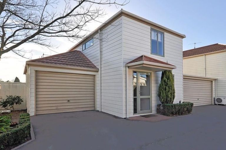 Photo of property in 1/15 Walpole Street, Waltham, Christchurch, 8023