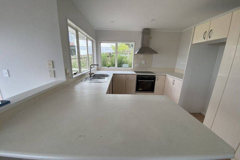 Photo of property in 8 Alice Place, Hillcrest, Auckland, 0627