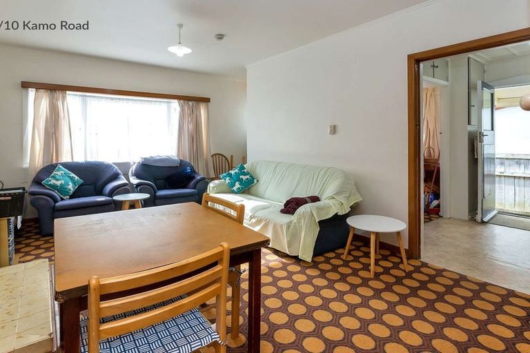 Photo of property in 10 Kamo Road, Regent, Whangarei, 0112