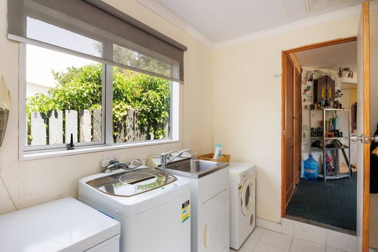 Photo of property in 142 West Street, Feilding, 4702