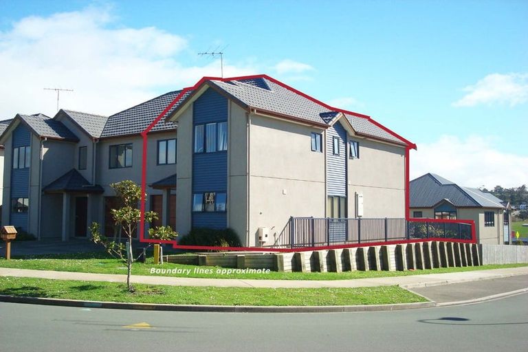 Photo of property in 3 Vicente Place, Oteha, Auckland, 0632