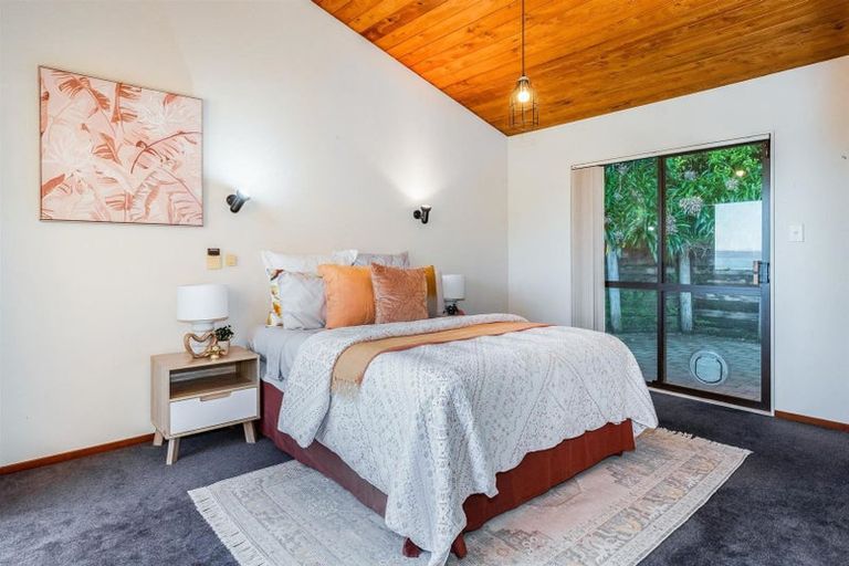 Photo of property in 3/122 Pope Street, Camborne, Porirua, 5026