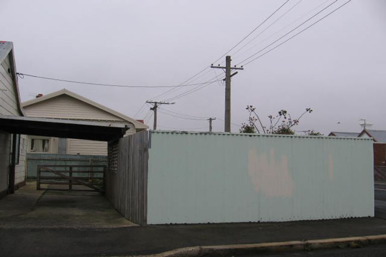 Photo of property in 41 Wesley Street, South Dunedin, Dunedin, 9012