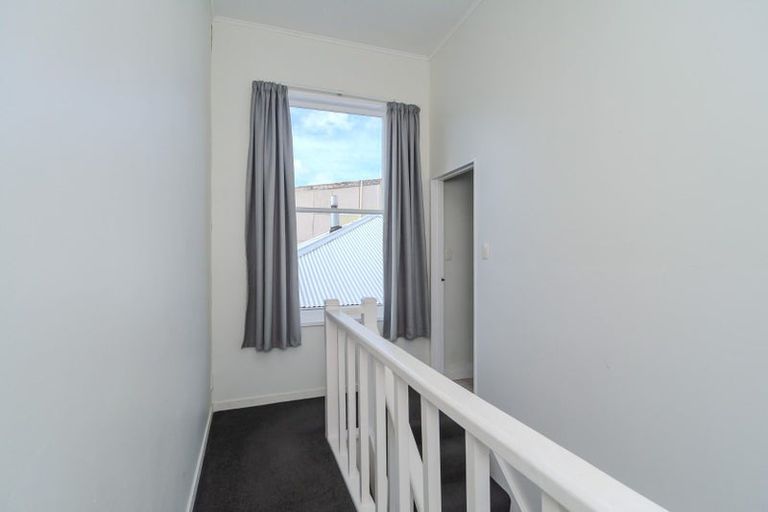 Photo of property in 24 Luxford Street, Berhampore, Wellington, 6023