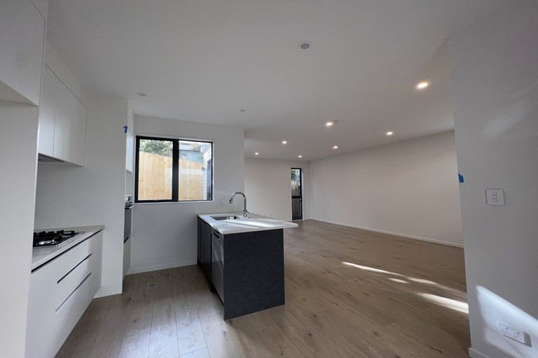 Photo of property in 6/26 Long Bay Drive, Torbay, Auckland, 0630
