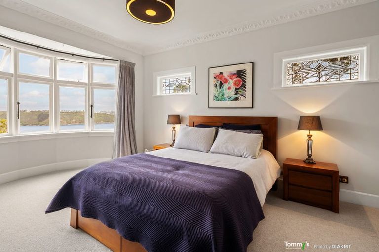 Photo of property in 152 Grafton Road, Roseneath, Wellington, 6011