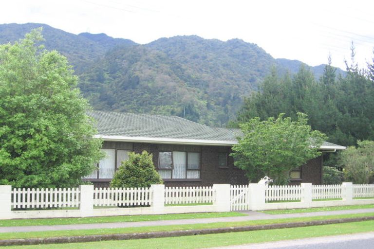 Photo of property in 6 Terminus Street, Te Aroha, 3320