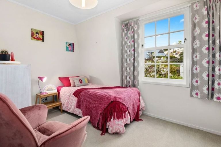 Photo of property in 53 Cambrian Street, Churton Park, Wellington, 6037