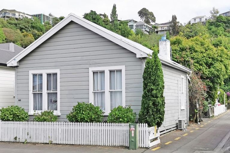 Photo of property in 165 Carlyle Street, Napier South, Napier, 4110