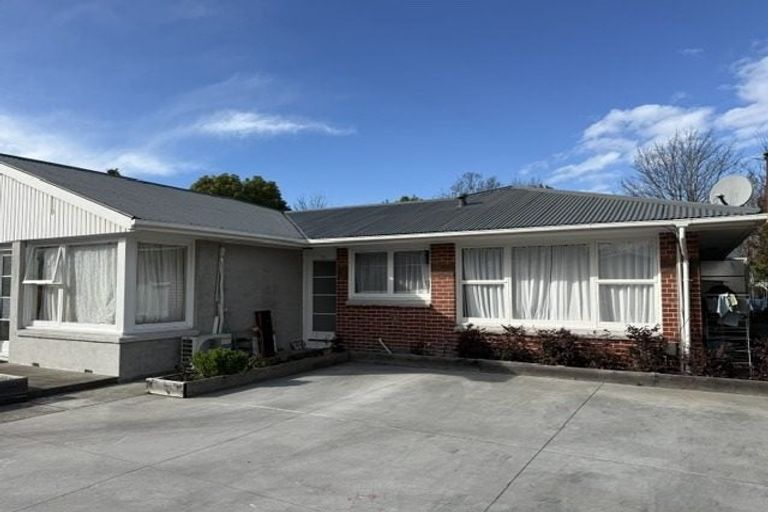 Photo of property in 13 Kipax Place, Riccarton, Christchurch, 8011