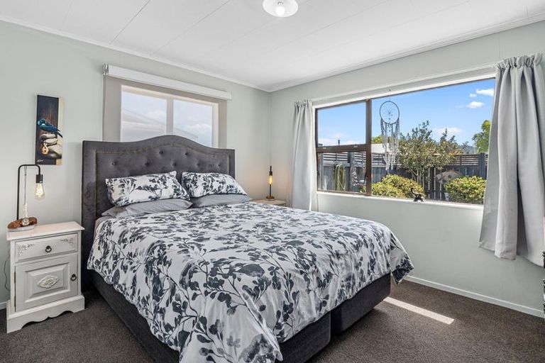 Photo of property in 4a Windlesham Place, Wakefield, 7025