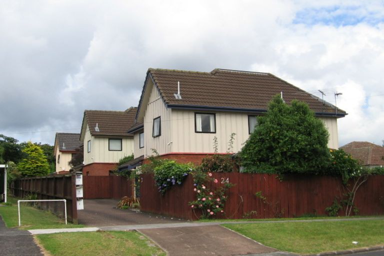 Photo of property in 1/24 Miro Street, New Lynn, Auckland, 0600